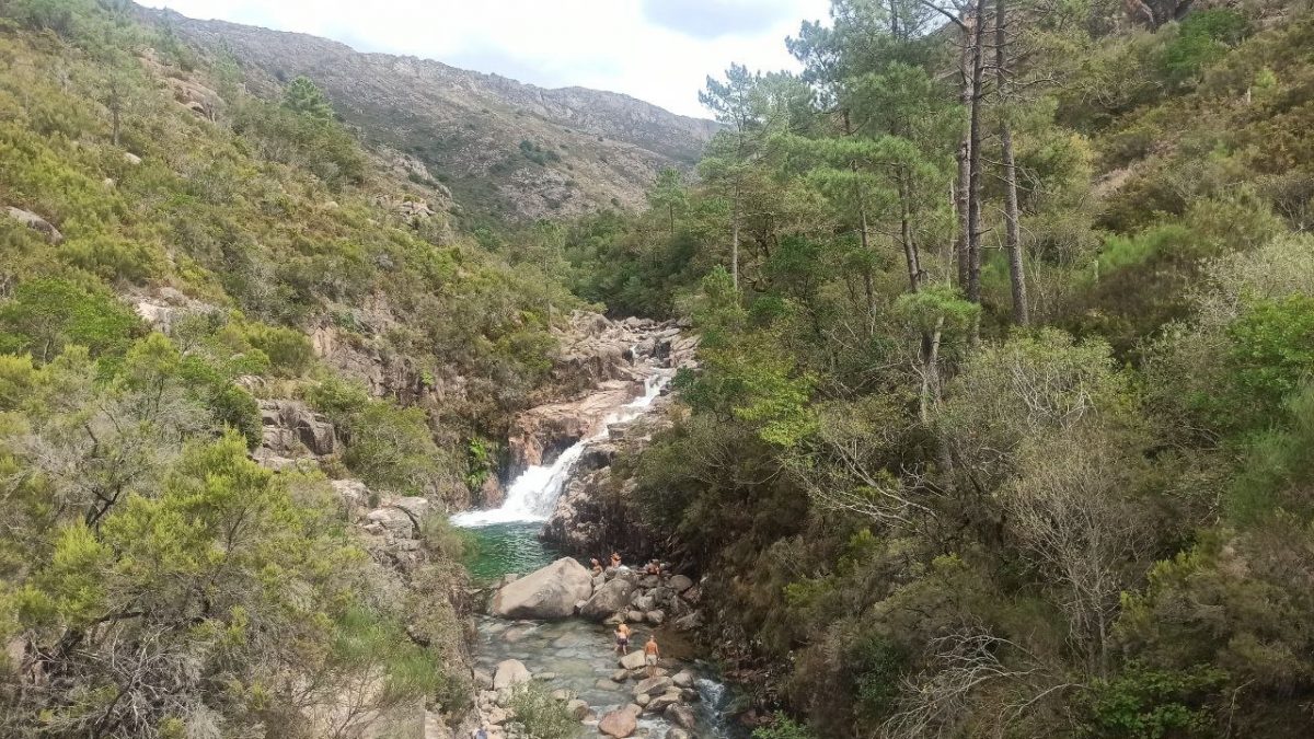 Gerês-cascata_portela_do_Homem